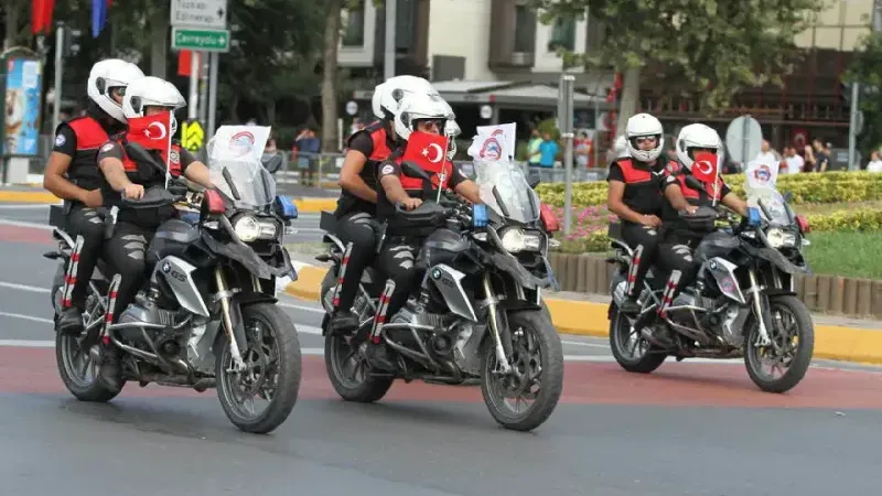 Aydın İl Emniyet Müdürlüğü Motosikletli Polis Timleri 2023 Yılında Büyük Başarıya İmza Attı!