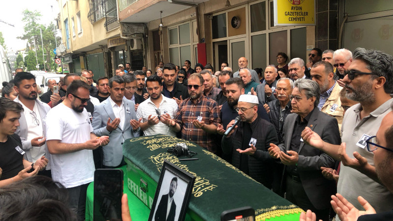 Gazeteci Erman Çetin Son Yolculuğuna Uğurlandı.
