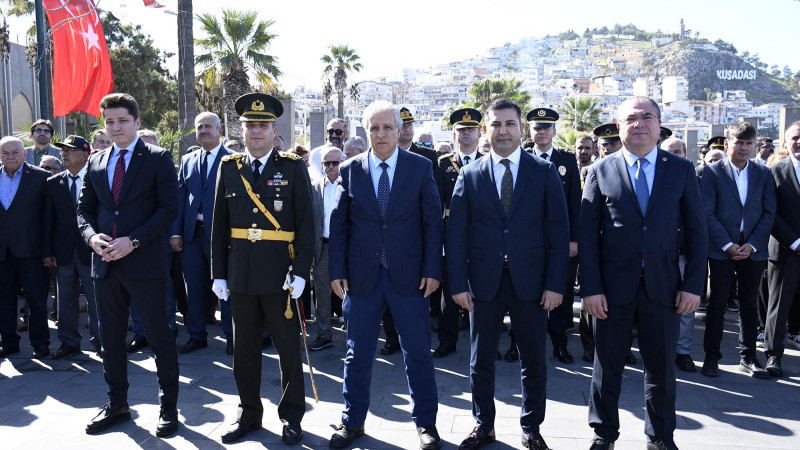 Cumhuriyet’in 102. Yılı Kuşadası’nda Törenlerle Kutlandı