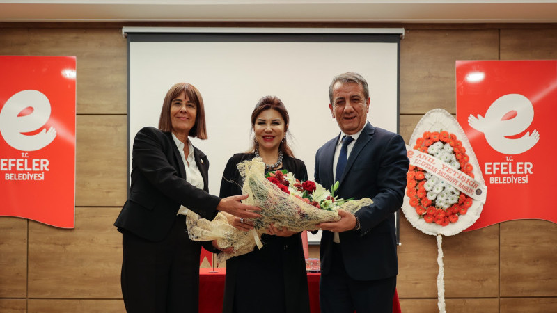 Sedef Kabaş, Aydın’da Atatürkçülüğü Anlattı