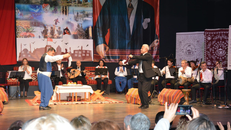 Aydın’da Kürsübaşı Gecesi Elazığ Kültürünü Yaşattı