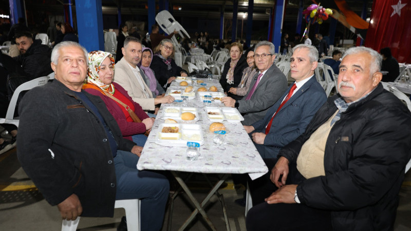 Başkan Dr. Ertuğrul Tetik Yenimahalle’de Aynı Sofrada Buluştu