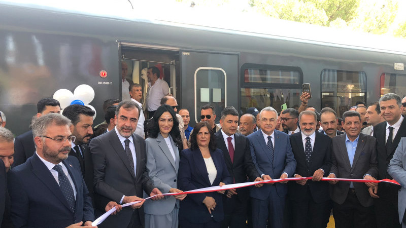 Aydın'ın Raylı Ulaşım Hamlesi Resmen Başladı