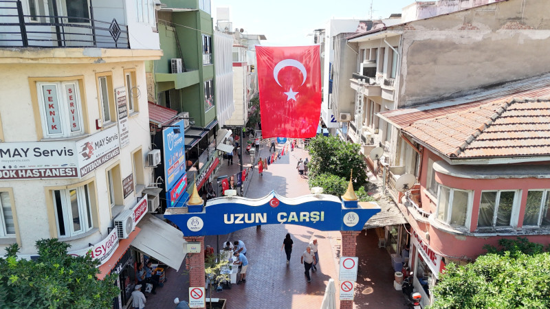 Nazilli’nin Cadde ve Sokakları Türk Bayraklarıyla Donatıldı
