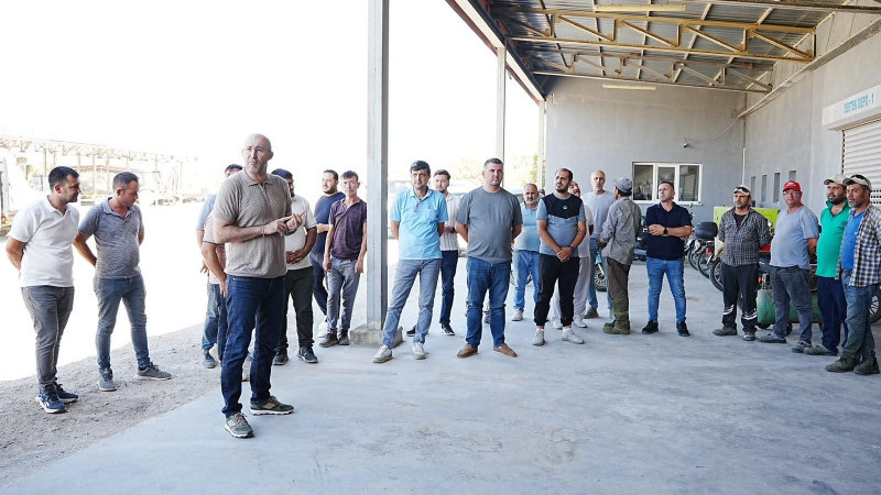 Germencik Belediyesi'nden Sıcak Hava Mesaisi Düzenlemesi