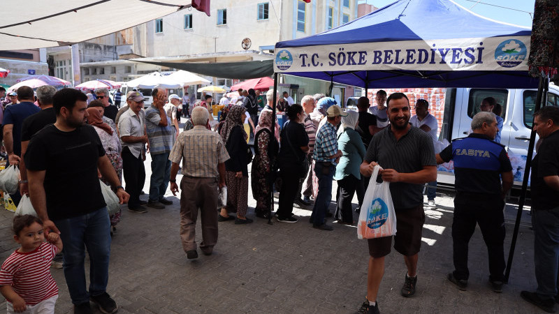 Söke Belediyesi Kendi Ürettiği Unları Vatandaşlarla Buluşturdu