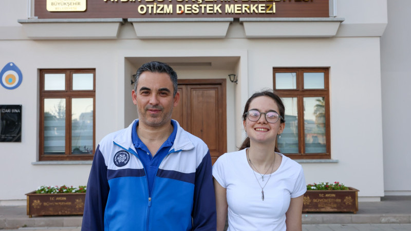 Türkiye Şampiyonu Ece Volkan Üniversiteyi Kazandı